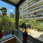 Stylish 1Br With Peaceful Garden In 18Th District